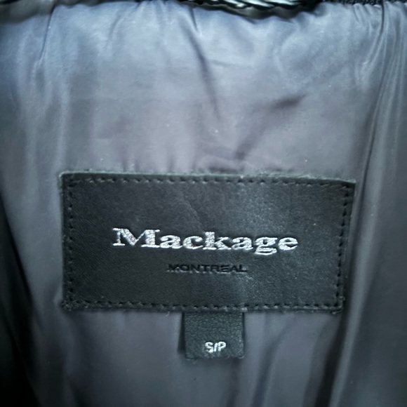 Size S - Picture 2 of 2